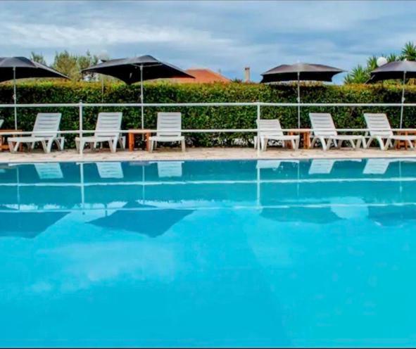 Lemon Tree Apartments B C Argostoli  Eksteriør billede